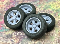 1/24 Scale: 17-inch “Daisy” wheels W/ Wide Rear Tires; Resin 1/25