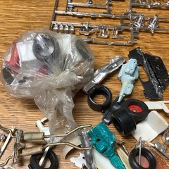 Miscellaneous Model Parts Used Parts Only Almost 2 Pounds