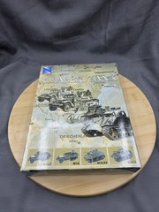 NewRay Classic Tank Series 1:32 scale M16 Military Tank Vehicle New 2011