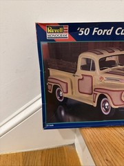 Revell 1950 Ford Custom Pickup Monogram Model Kit 1/25 85-2494