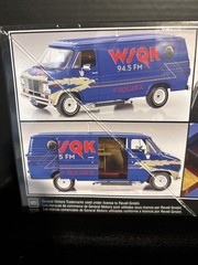 REVELL 14578 STRANGER THINGS ‘77 GMC THE SQUAWK VAN MODEL KIT-NIB-1:25 SCALE