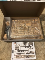 Hobby Boss 1/35 M911 C-HET w/ M747 Heavy Equipment Semi-Trailer Model Kit 85519