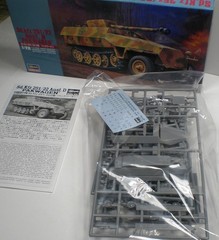 1/72 Scale German WWII Anti-Tank Half-Track, 251/22, Hasegawa