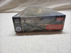ACADEMY 1:72 FIGHTER OF WORLD WAR II P-40E AIRPLANE MODEL KIT SEALED