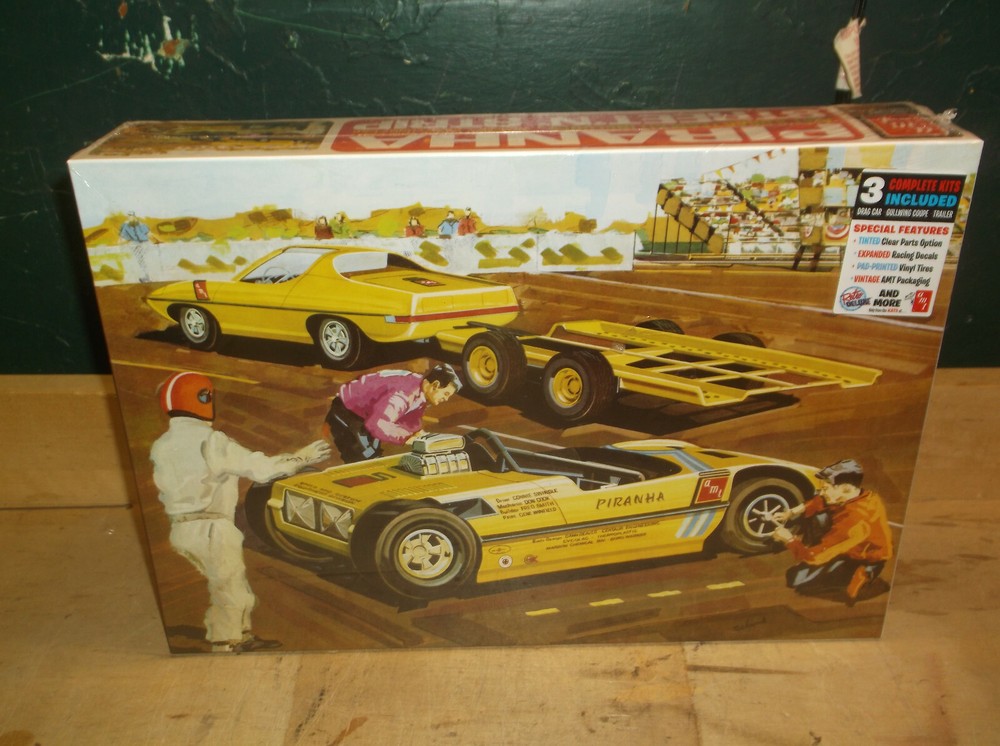 AMT 1/25 Piranha Drag Team Street’n’Strip Model Kit AMT1113