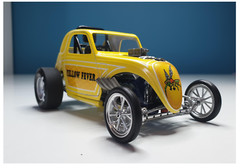 AMC13101 Atlantis. Yellow Fever Competition Coupe – Keeler Kustoms. Scale 1:25