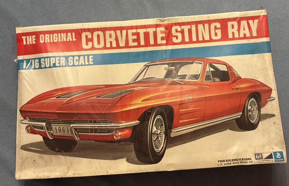 Vintage 1963 Corvette ‘Stingray’. 1/16. #1-3050.
