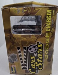 REVEL MODEL KIT**DODGE CHARGER CARS are the STARS-1/25 SCALE-CLASSIC MOVIE