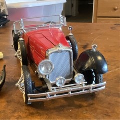 Red Black Silver Plastic Metal Classic Car Model