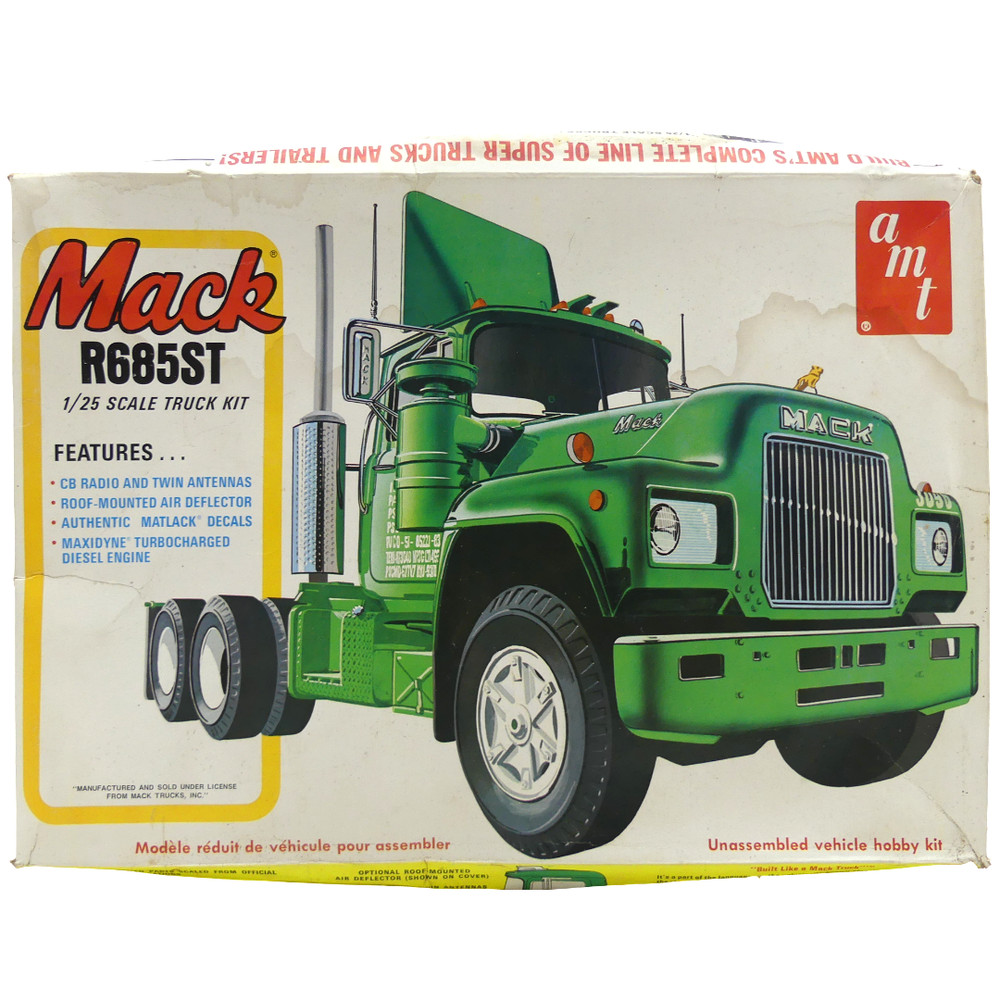 Vintage AMT Mack R685ST Truck Model Kit 1/25 Scale Unbuilt Complete in Box