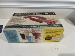 Revell Custometal Metalflake 1962 Plymouth Valiant V-200 Model Kit
