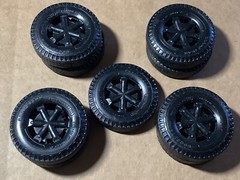 Amt Model Kit 1:25 Scale Peerless Roadrunner ( Tires X 9) No Box