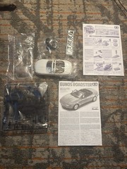 Tamiya 24085 1/24 Scale Model Sports Car Kit Mazda MX-5 Miata Eunos Roadster