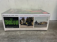 AMT The Drag-U-La Kit with Surf Slab – Brand New