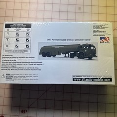 Atlantis White-Fruehauf Gas Truck Kit # H1402 Factory Sealed 1:48 Dented Box