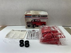 VINTAGE MONOGRAM 1/24 SCALE FORD F-150 RANGER MODEL KIT SEALED INSIDE