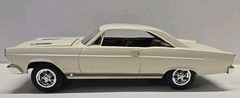 Vintage 1966 Ford Fairlane 1/24 or 1/25 Built Model READ DESCRIPTION