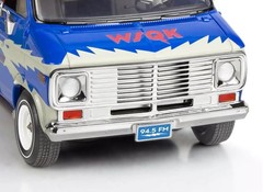Revell Stranger Things 1977 GMC Van WSQK Squawk Van 1/24 Scale Model Kit 14578