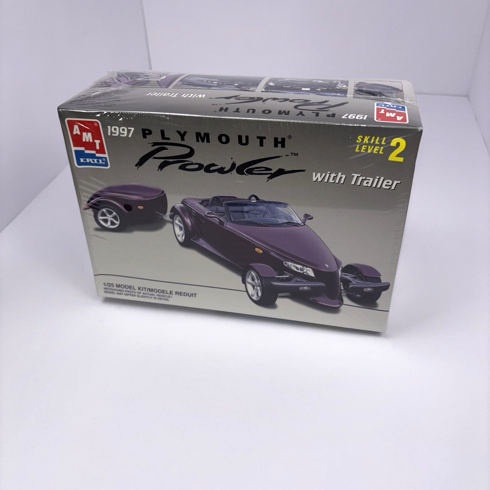 VTG AMT ERTL 1997 Plymouth Prowler With Trailer 1/25 Model Kit 8588 New Sealed