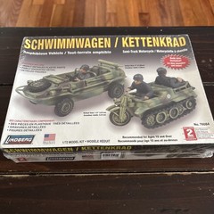 NIB Lindberg 76084 1:72 Scale WWII German Army Schwimmagen/Kettenrad Model Kit