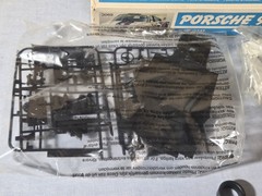 Vintage 1/24 ESCi ERTL PORSCHE 935 ‘BABY’ MODEL KIT FACTORY SEALED INSIDE 1992