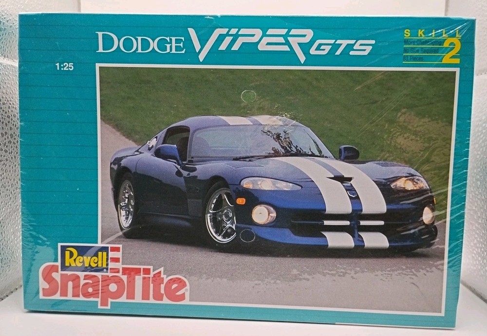 Revell SnapTite Dodge Viper GTS 1:25 Scale Skill Level 2 Model Kit
