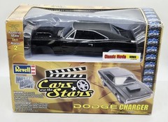 REVEL MODEL KIT**DODGE CHARGER CARS are the STARS-1/25 SCALE-CLASSIC MOVIE