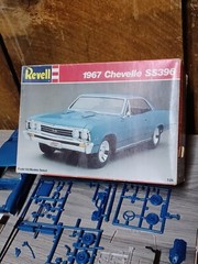 Vintage 1989 REVELL ‘67 Chevelle SS396 1:25 Model Kit