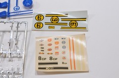 MPC TRIUMPH TR-4 SCALE 1:32 PLASTIC MODEL KIT 2-1016
