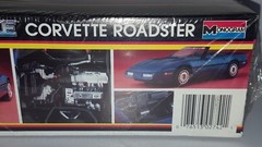 1/24 MONOGRAM CHEVROLET CORVETTE ROADSTER SEALED MODEL KIT #2742