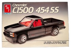 AMT Ertl Chevrolet C1500 454SS Model Kit 1:25 6032 Plastic, 1991, Sealed (B268)