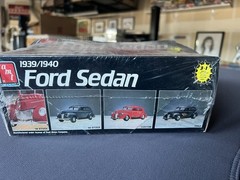 NEW AMT 1/25 1939/1940 FORD SEDAN 3 IN 1 KIT 6522. Factory Sealed