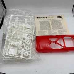AMT/ERTL Chevrolet C-1500 Sportside model kit. 1/25 vintage