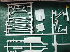 MODIFIED RACER LIGHTNING CHASSIS,SUSPENSION,INTERIOR 1:24 SCALE NICE DETAIL