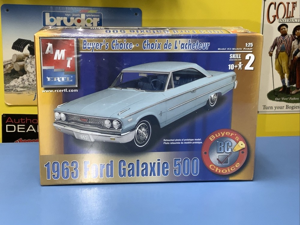 AMT /ERTL 1963 FORD GALAXIE 500 BUYER’S CHOICE “NEW”