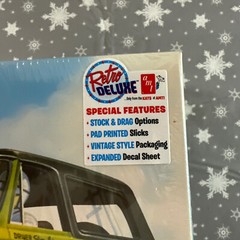 AMT GMC Jimmy Model Kit 1/25 Scale Plastic AMT1219 New In Sealed Box