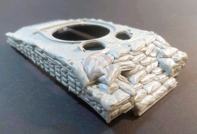 Panzer Art 1/35 Hull with Sandbag Armor for M4A3 Sherman Tank w/VVSS #2 RE35-769
