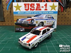 MPC Bruce Larson USA-1 Pro Stock Vega – Plastic Model Car Kit – 1/25 Scale