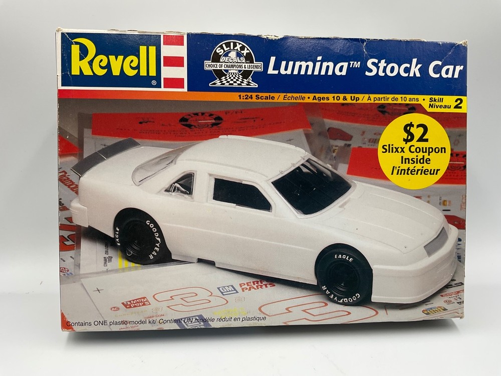 REVELL CHEVY LUMINA STOCK CAR UNBUILT MODEL KIT – 1/24 SCALE -COMPLETE IN BOX