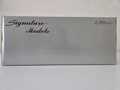 Signature Models 1938 Cord 810 Diecast 1:18 Scale with box