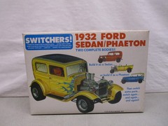Switchers 1932 Ford Sedan Phaeton 1/25