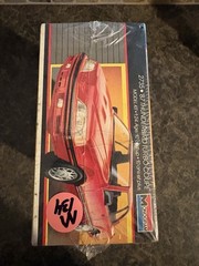 MONOGRAM 2735-0100 87 THUNDERBIRD TURBO COUPE MODEL KIT / 1/24 SCALE / VINTAGE