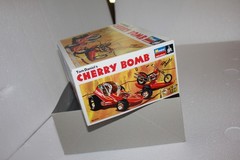 Monogram Tom Daniel’s CHERRY BOMB Scale 1:24 Model Kit OPEN BOX Sealed Parts