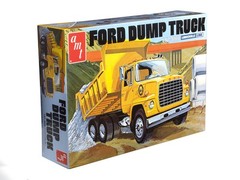 AMT 1526 1:25 Scale Ford LNT-8000 Louisville Dump Truck Plastic Model Kit