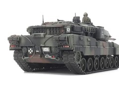 TAMIYA 1/48 MILITARY MINIATURE SERIES No.107 GERMAN TANK LEOPARD 2 A7V KIT 32607