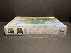 Trumpeter Chinese BJ212 Military Jeep w/Canvas Soft Top Model Kit 1:35 Scale