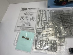 EMHAR 1:24 Bedford “OSB” 5-Ton Recovery Truck Factory Parts Sealed