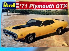 Revell 1/24th Scale Model Kit – ’71 Plymouth GTX