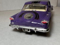 AMT 1960 Valiant 4 Door 1/25 Model Kit Original #9060 139 & Box BUILT RARE