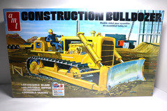 AMT Construction Bulldozer 1/25 Model Kit 2021 New Sealed Make Custom Killdozer